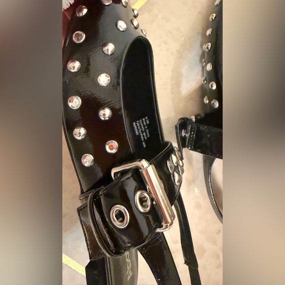 Abound Black Abound
Kadia Slingback Pointed
Toe Flat (Women) - Picture 6 of 7